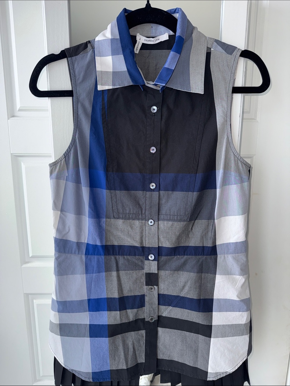 Derek Lam Sleeveless Plaid Button-Down Shirt in Blue and Gray